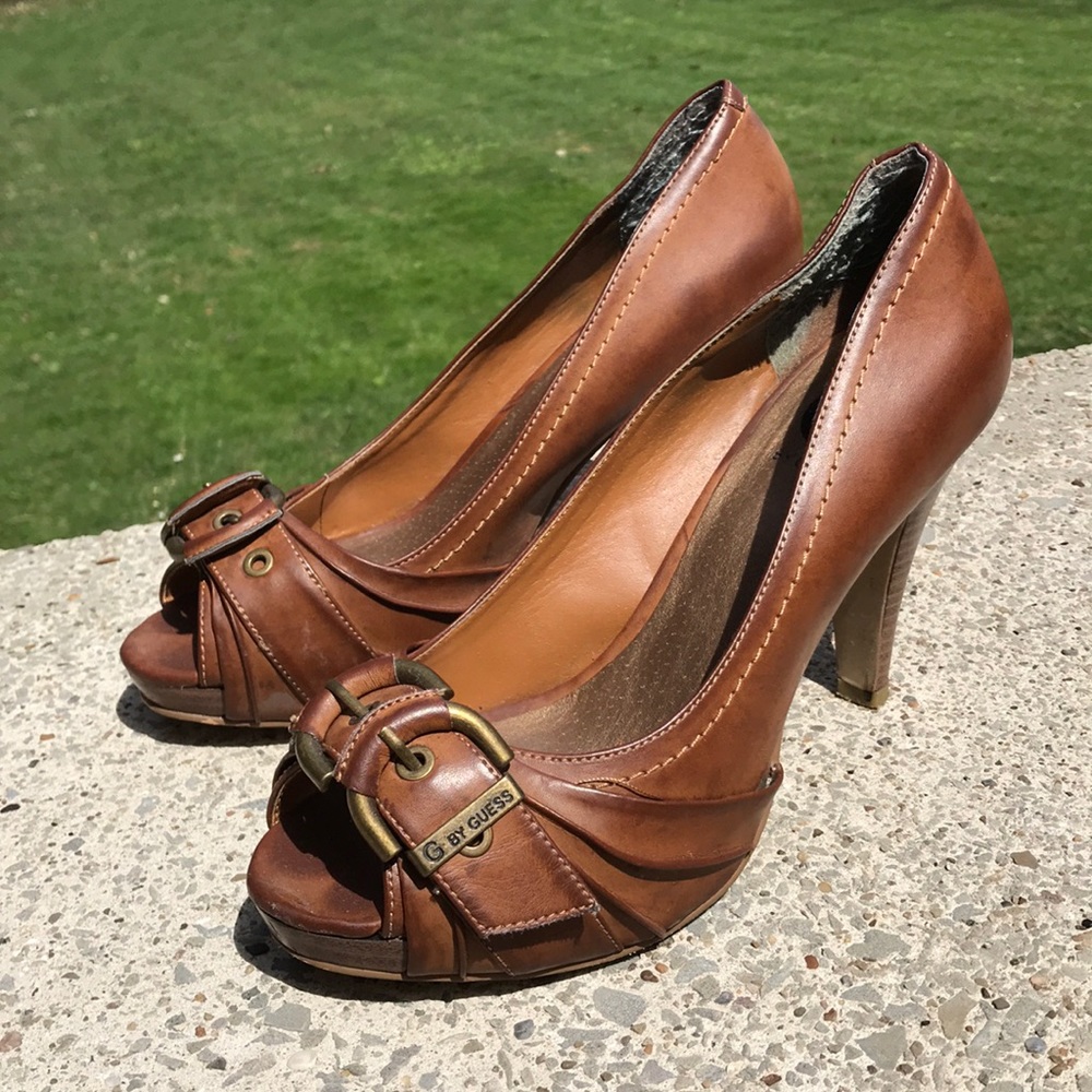 Guess Heels - Picture 2 of 2